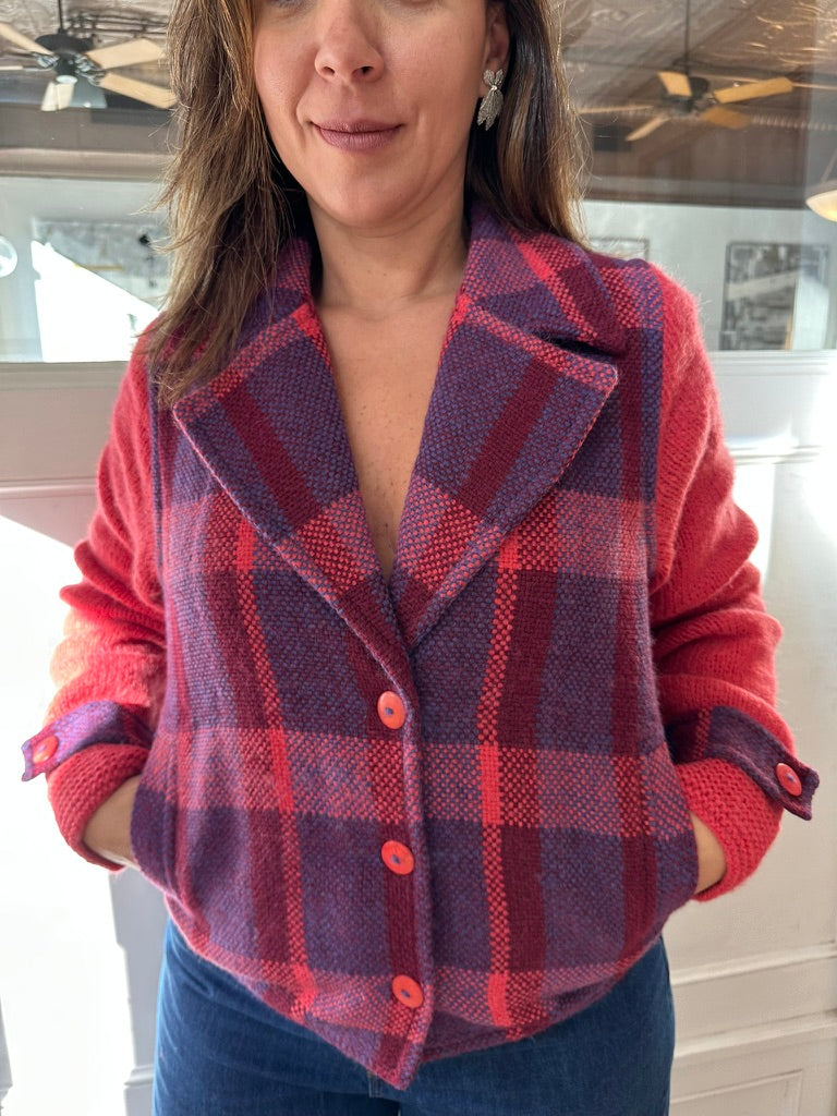 FRENESÍ- Baby Alpaca Jacket Made in a Loom with Knitted Sleeves