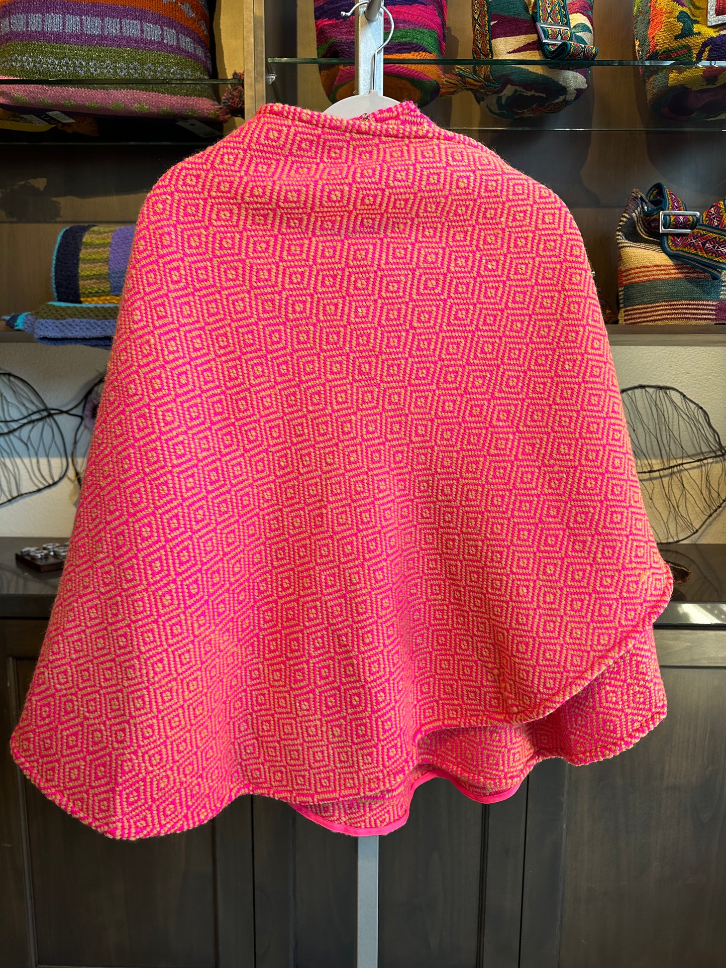 ALPACA WOOL CAPES HANDMADE IN LOOM