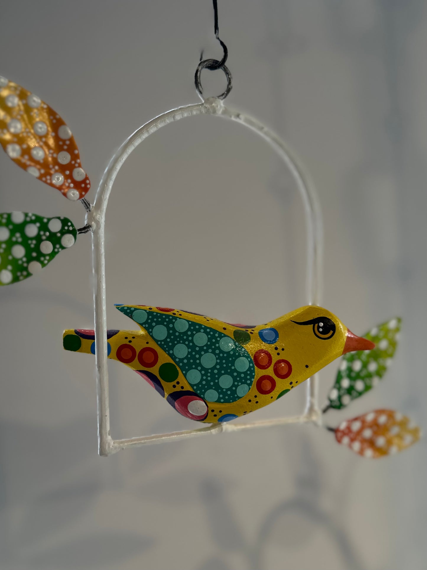 HANGING COLORFUL BIRDS WINDOW DECOR SET, two little birds