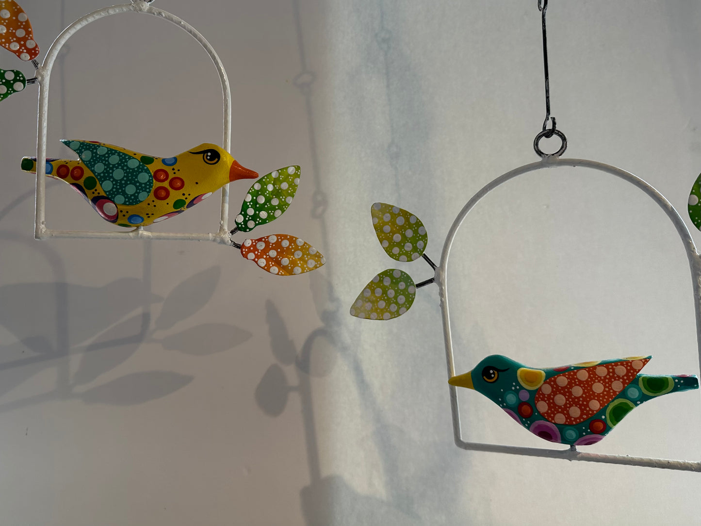 HANGING COLORFUL BIRDS WINDOW DECOR SET, two little birds