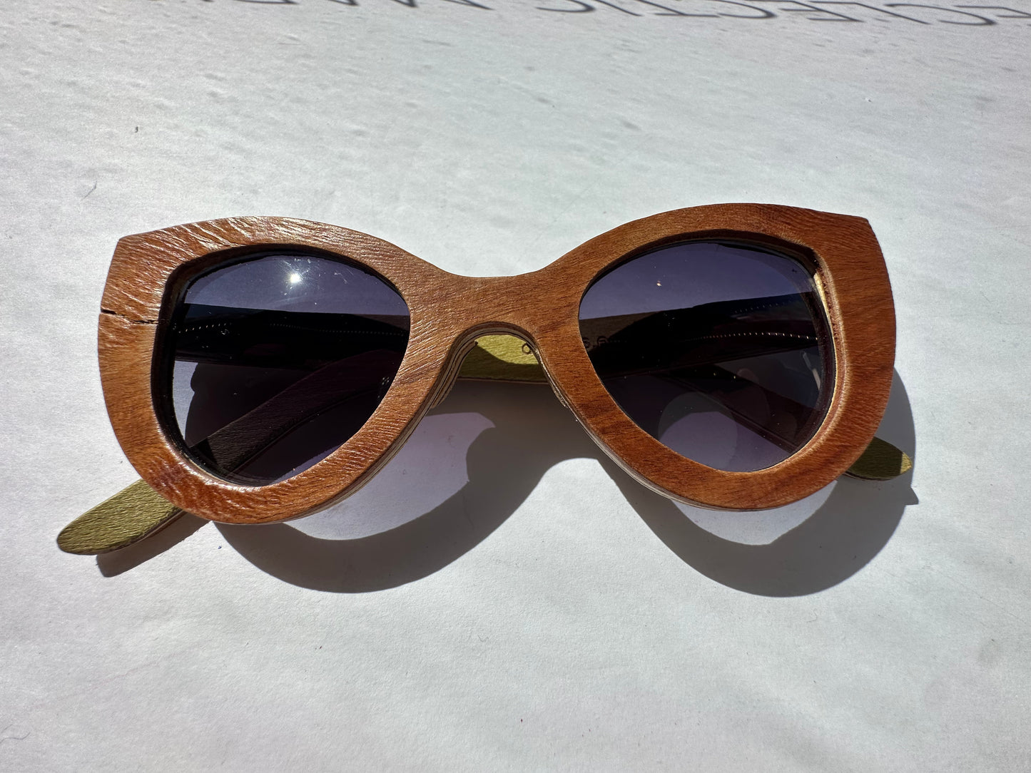 WOODEN SUNGLASSES