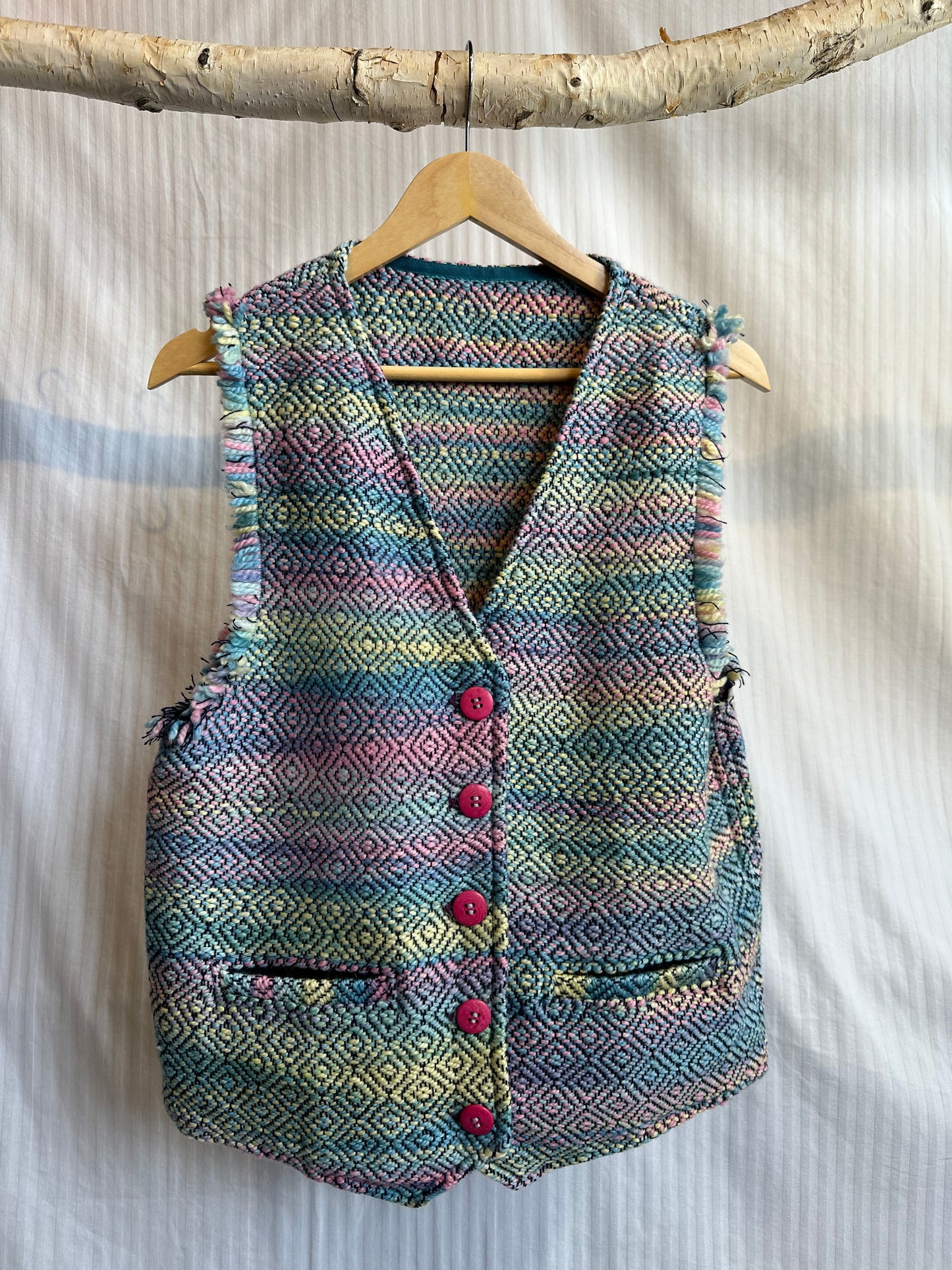 HORTENSIA - Alpaca Loom Weaved Colorful Vests