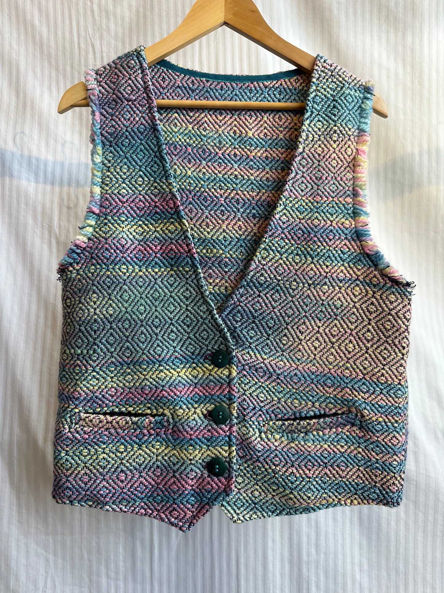 HORTENSIA - Alpaca Loom Weaved Colorful Vests